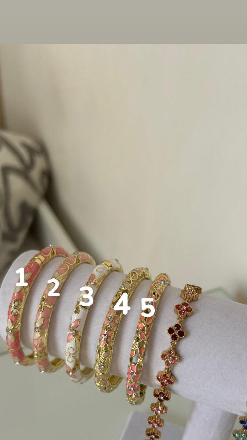 Bracelet thaïlandais rose
