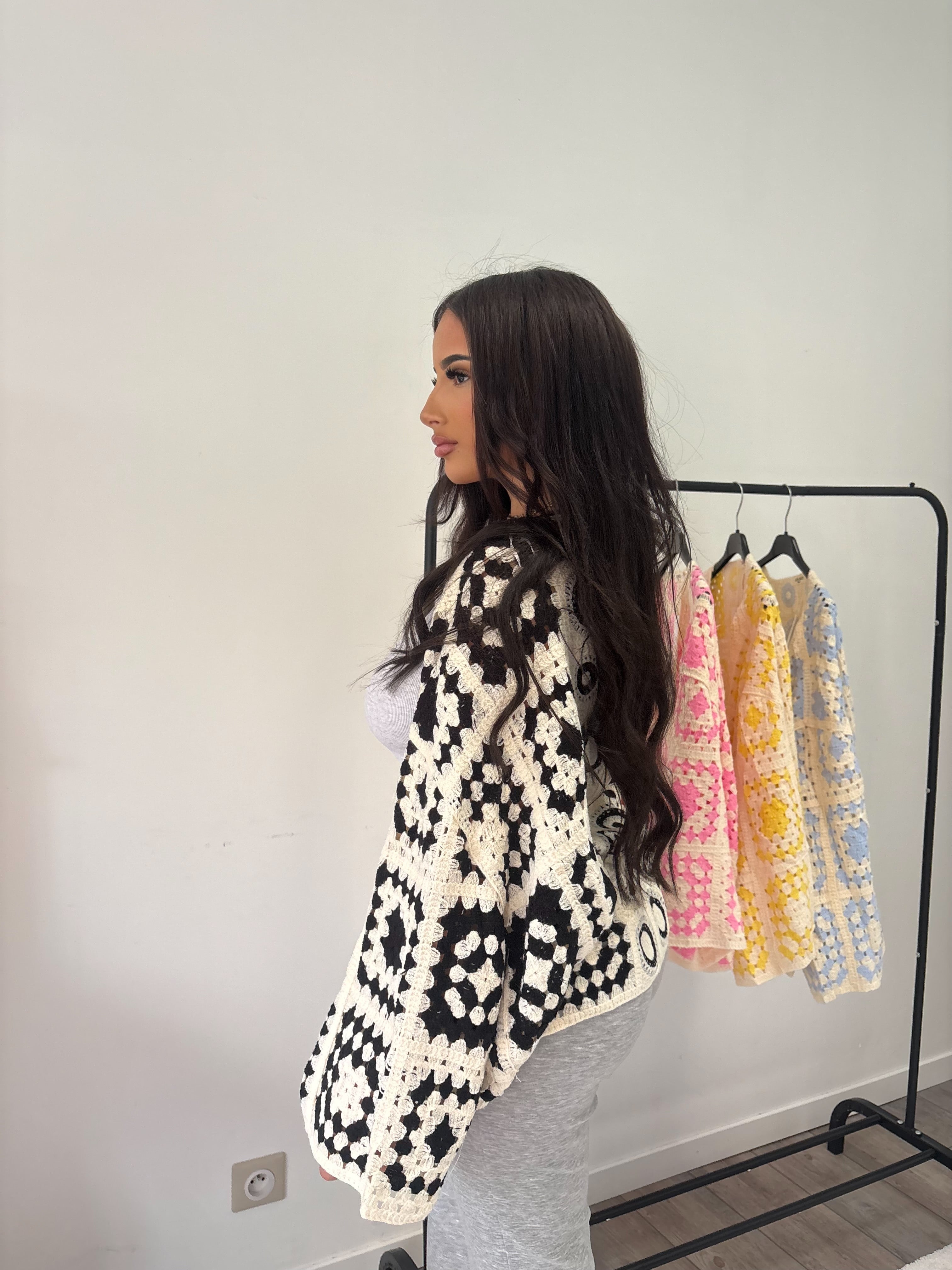 Gilet crochet bohème noir catarina