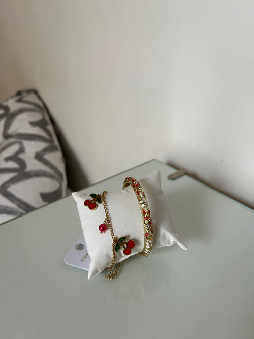 Bracelet cherry