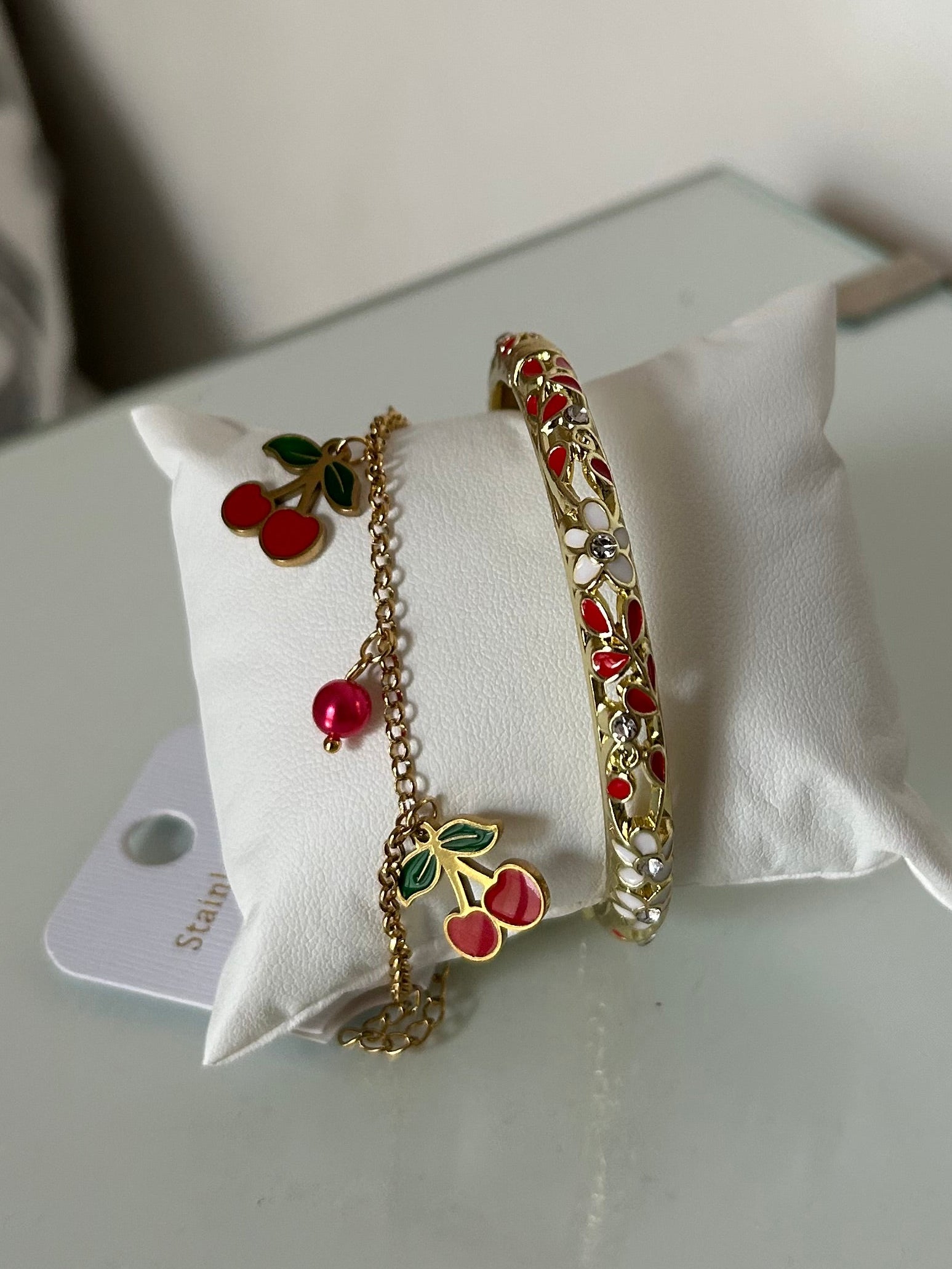 Bracelet cherry