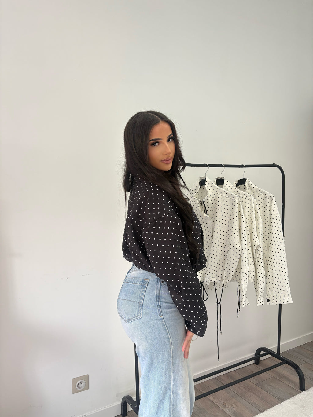 Veste légère à pois noir Bruna