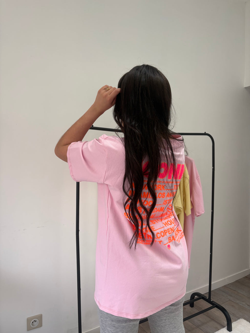 Tee shirt rose iconic