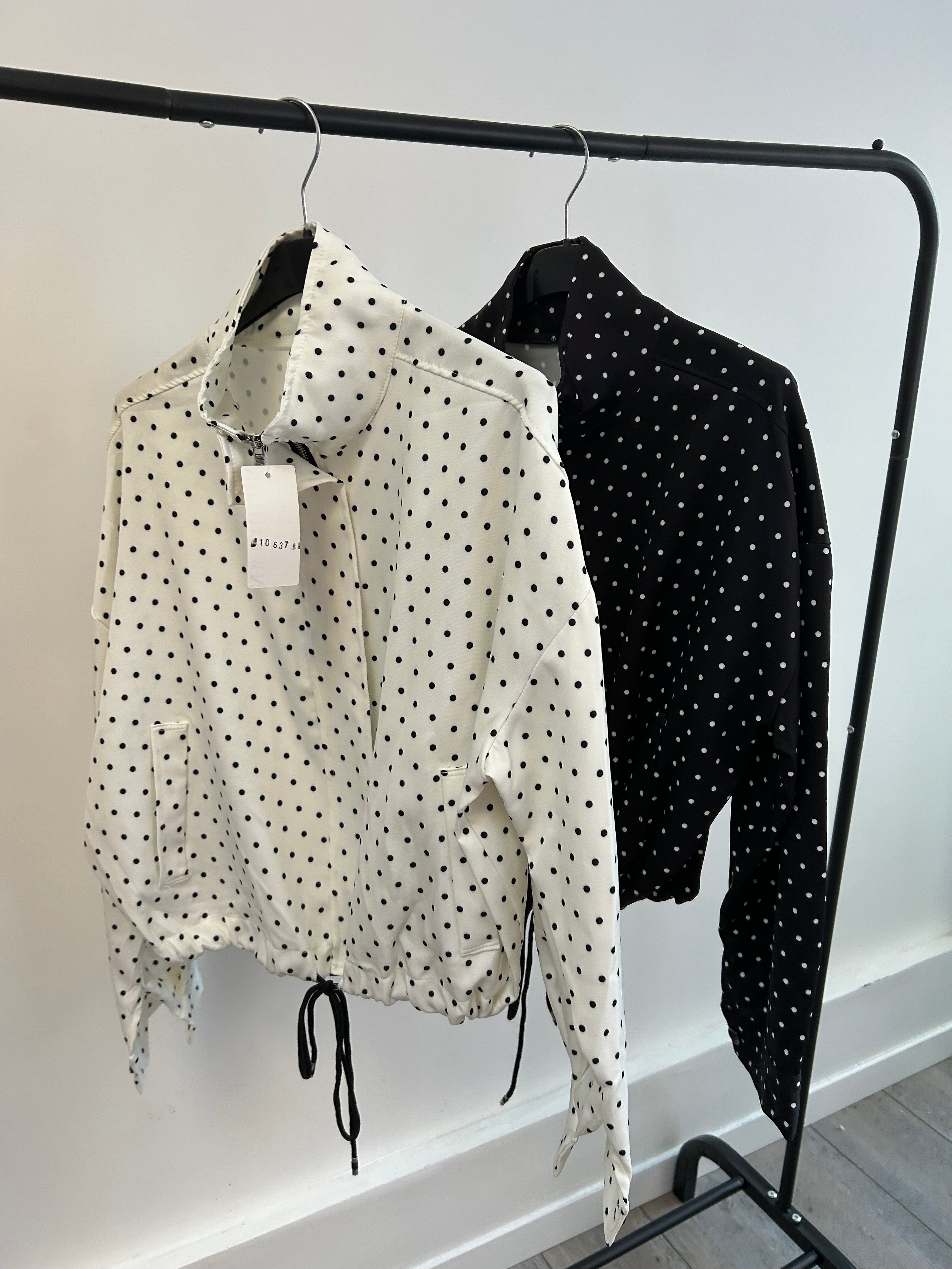 Veste légère à pois noir Bruna